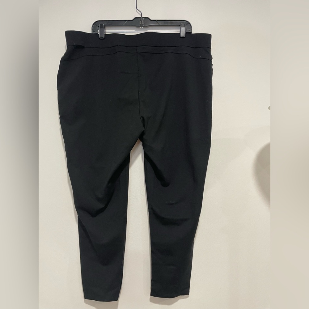 Women’s Black Pants ankle length 2X stretch pull on Yarn & Sea faux pocket